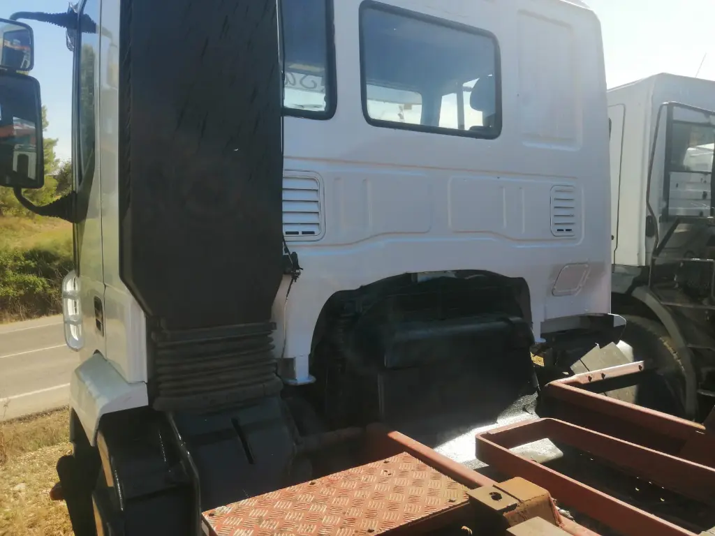 CAMION IVECO STRALISS (9).webp