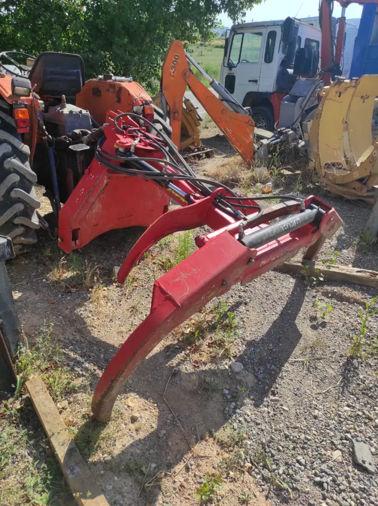 APERO TRACTOR PINZA-GRAPA (8).webp