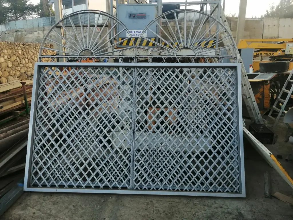 PUERTA JARDIN (3).webp