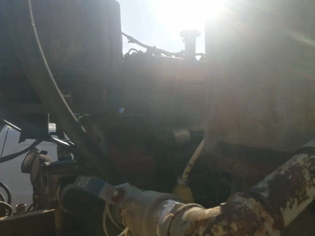 SEMIRREMOLQUE PORTACONTENEDOR (9).webp