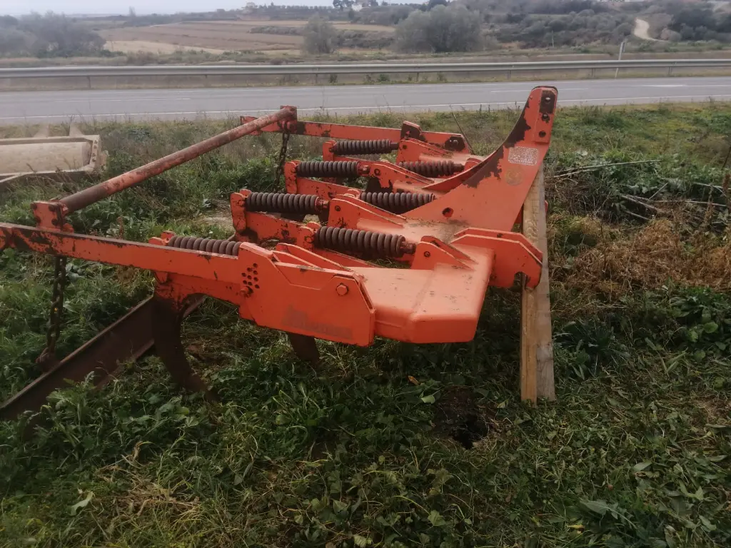 CHISEL MARCA LOS ANTONIOS (1).webp