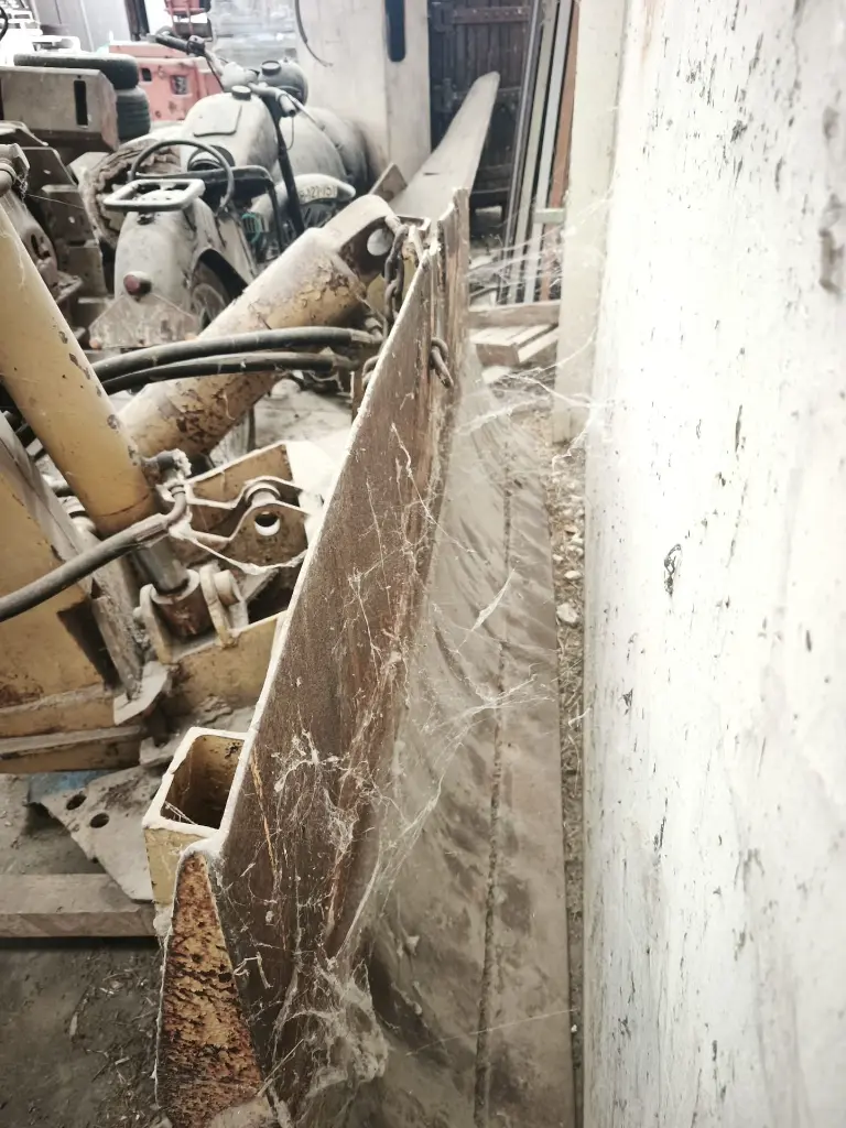 CUCHILLA NIVELADORA  (4).webp