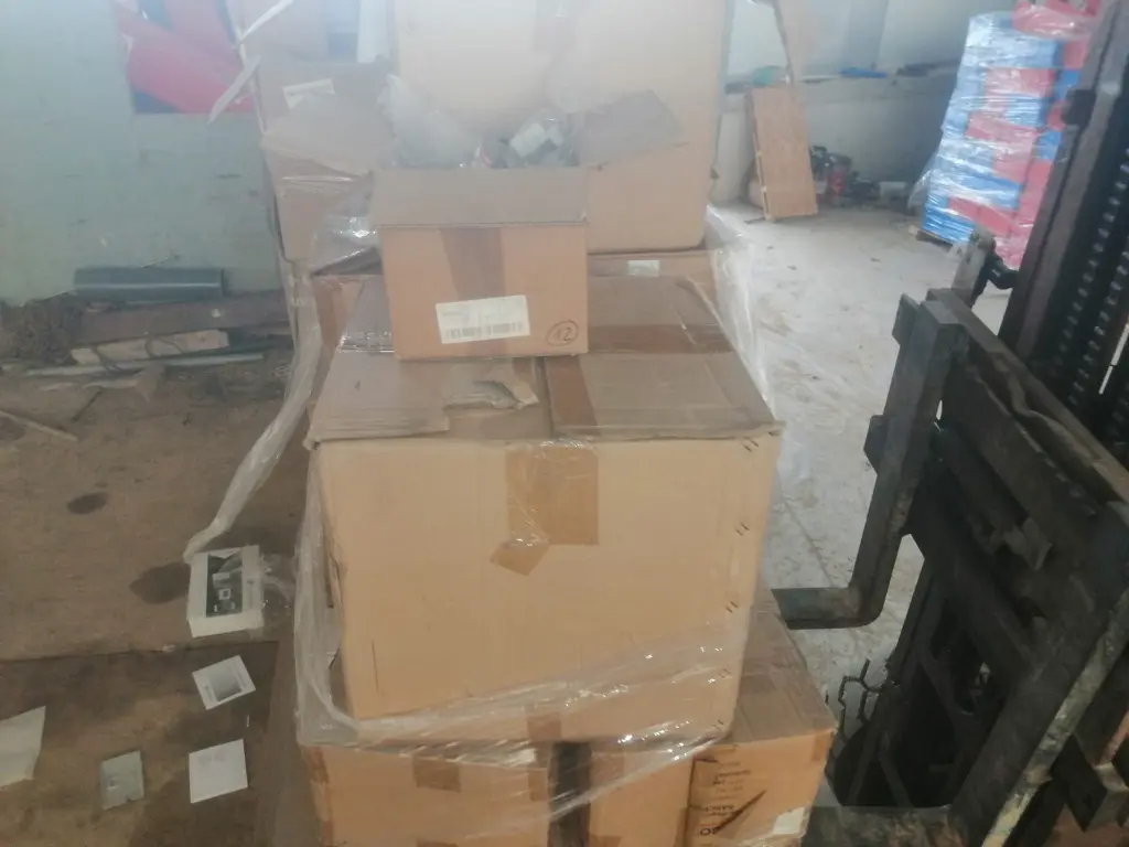 LOTE MATERIAL ELECTRICO (9).webp