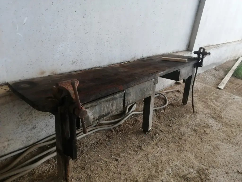 S117 - BANCO DE TRABAJO 