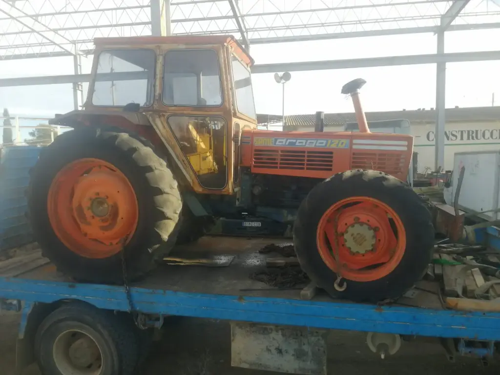 S238 - TRACTOR CASE DRAGO 