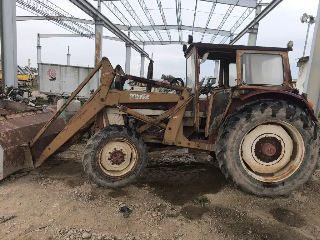 S259 - TRACTOR INTERNACIONAL 