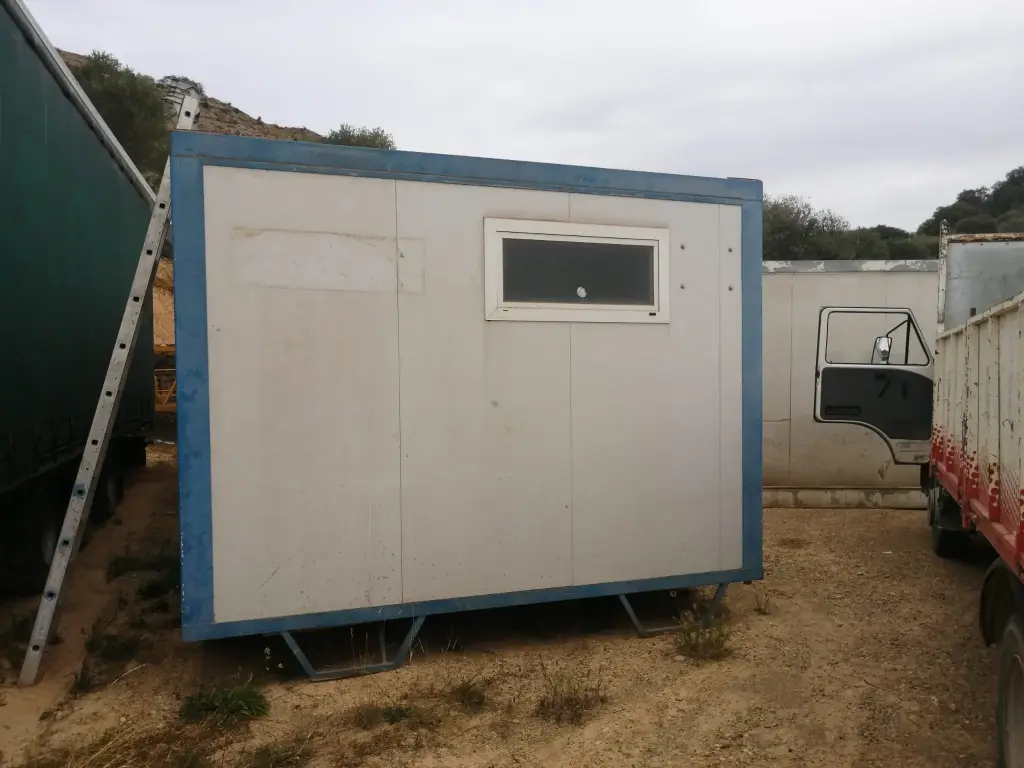 S87 - CASETA DE BAÑO 