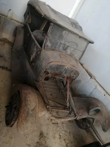 [S115] S115 - COCHE FORD-T