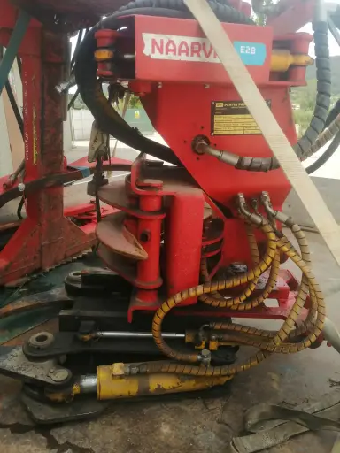 [S200] S200 - PINZA PARA ARBOLES 